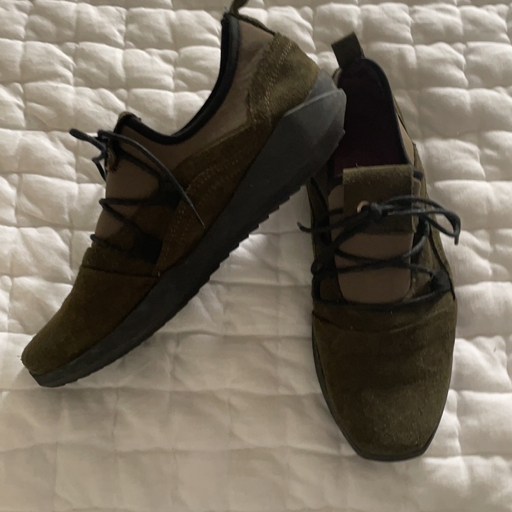 Agilis Barcelona Shoes